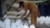پاکستان میں سیلاب؛ چاروں صوبوں میں غذائی قلت کے خدشات 