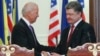 Байден і Порошенко: санкції проти РФ залежатимуть від виконання Мінських угод 