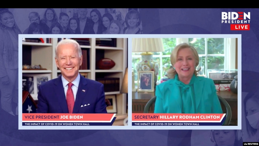 Kandidat capres yang diusung Partai Demokrat Joe Biden dan mantan menteri luar negeri Hillary Clinton yang mendukung Biden dalam konferensi video di Wilmington, Delaware, 28 April 2020. (Foto: Biden For President/Handout)