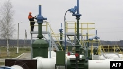 Nafta e nxjerrë nga shtresat ranore në Kanada krijon bum energjetik