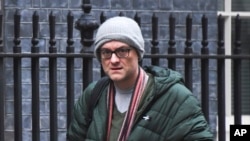 Britain's Prime Minister Boris Johnson's senior adviser, Dominic Cummings arrives at 10 Downing Street before the prime minister holds the first Cabinet meeting after the General Election, in London, Dec. 16, 2019.