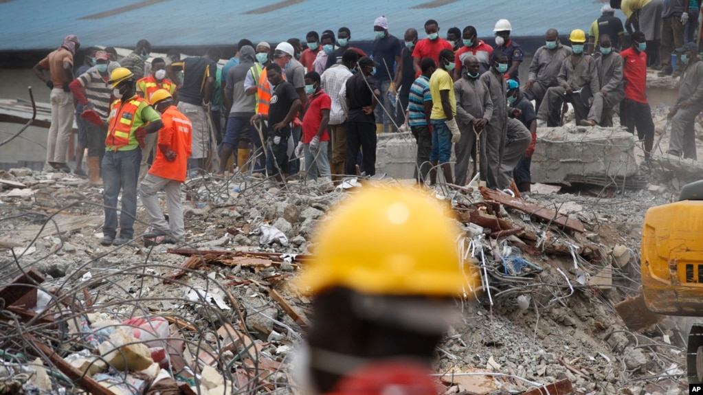 RÃ©sultat de recherche d'images pour "effondrement d'un immeuble Ã  Lagos"