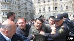 Amnesty International: Azərbaycan toplaşma azadlığına hörmət etməlidir!