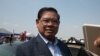 រូបឯកសារ៖ លោក ស ខេង រដ្ឋមន្រ្តី​ក្រសួង​មហាផ្ទៃ​និយាយ​ជាមួយ​អ្នកសារព័ត៌មាន​ក្នុង​ពិធី​កម្ទេច​ផលិតផល និង​ថ្នាំពេទ្យ​ក្លែងក្លាយ​ក្នុង​រាជធានី​ភ្នំពេញ នៅ​ថ្ងៃទី១២ ខែមីនា ឆ្នាំ២០១៩។