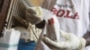 Пятый заразившийся вирусом Эбола американец доставлен в США 