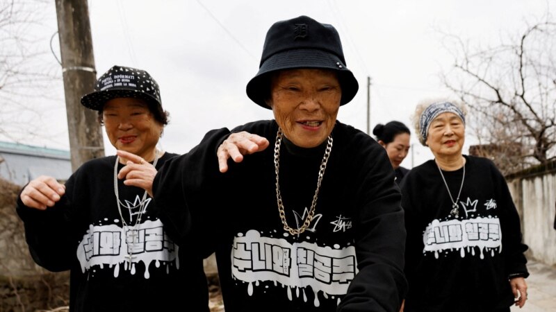 South Korean Grandmas Rap about Farm Life