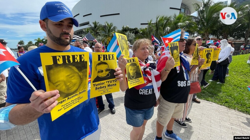 Familiares de manifestantes del 11J que aún continúan arrestados en Cuba pidieron la "libertad inmediata" porque "no cometieron ningún delito"