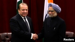 印度總理辛格(右)與巴基斯坦總理謝里夫(左)在聯合國大會期間進行會晤。