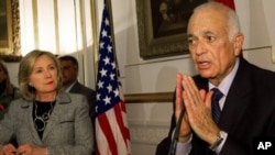 US Secretary of State Hillary Clinton and Egyptian Foreign Minister Nabil Elaraby conduct a press conference Tuesday March 15, 2011, inside Tahrir Palace in Cairo.