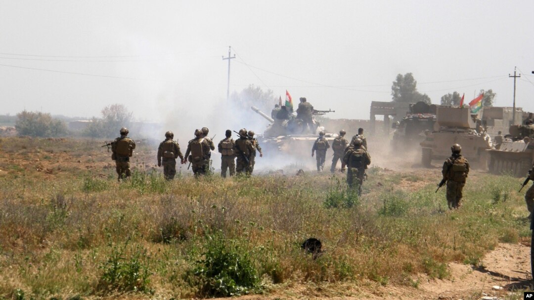 Pasukan Kurdi atau Peshmerga terus mencapai kemajuan dalam pertempuran melawan ISIS di Irak utara (foto: dok).