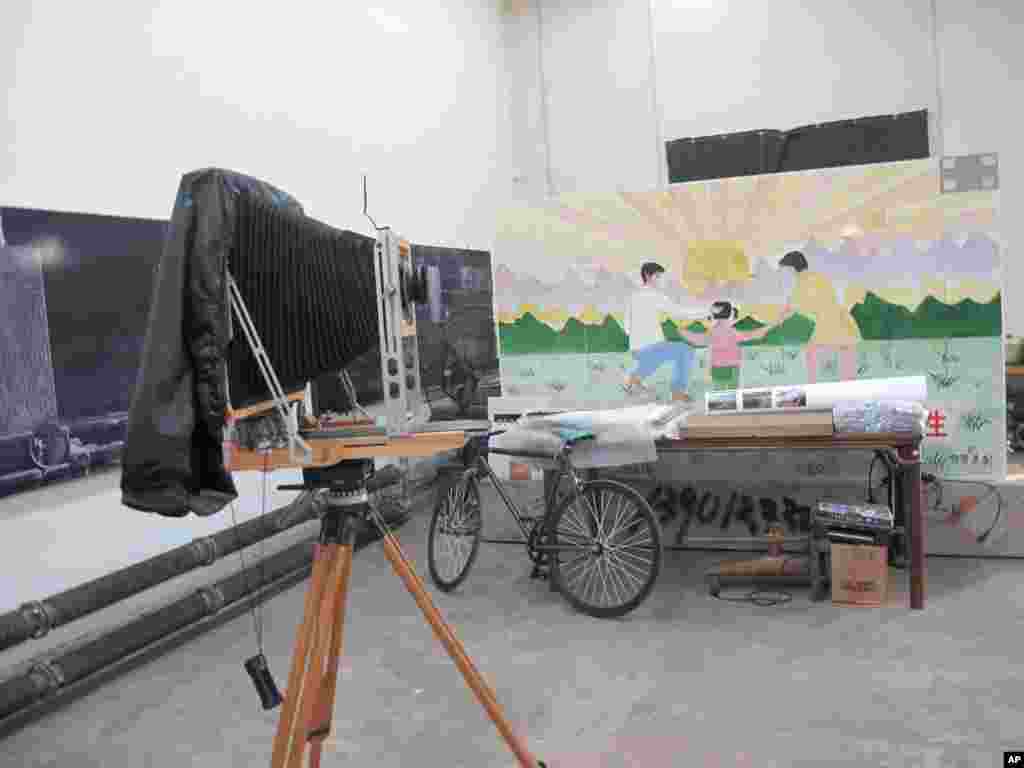 何崇岳的摄影机