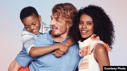 408px x 230px - Americans See More Interracial Relationships in Advertising