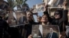 Sissi rend hommage à Moubarak lors d'une cérémonie militaire