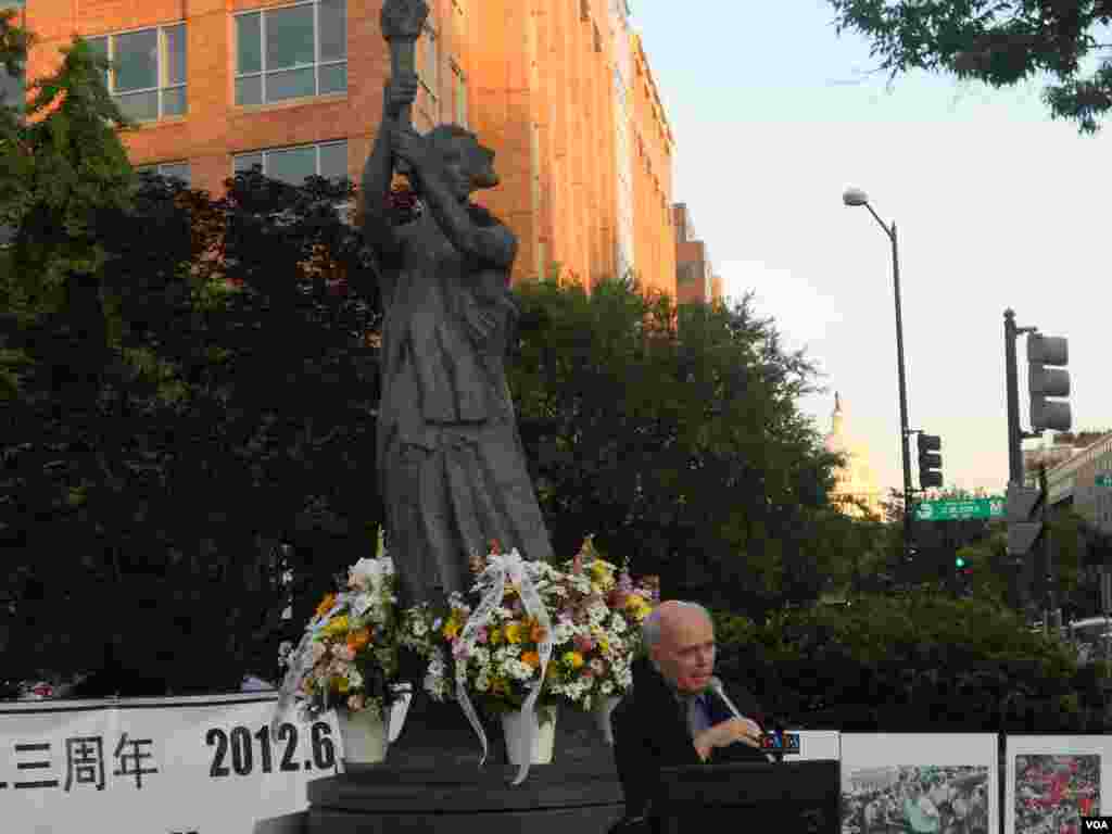 全美学自联烛光晚会纪念六四