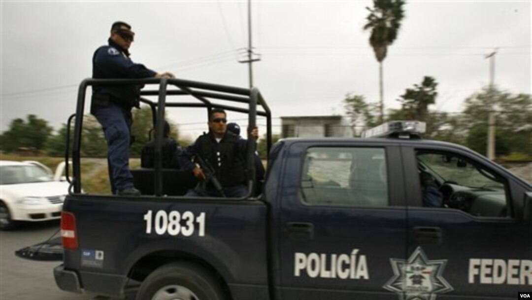 Polisi federal Meksiko melakukan patroli di Reynosa, dekat perbatasan dengan negara bagian Texas, AS (dokumentasi).