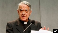 El anuncio fue hecho por el portavoz del Vaticano, Federico Lombardi.