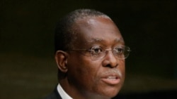 Negócios de governantes angolanos envenenam relações com Portugal, dizem analistas