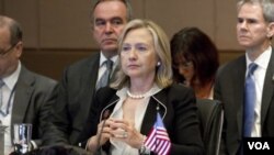 Menlu AS Hillary Rodham Clinton menghadiri pertemuan tingkat Menlu ASEAN di Bali (22/7).