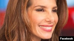  Foto del perfil de Patricia Janiot en Facebook. Janiot conducirá el "Noticiero Univision Edición Nocturna" junto a Enrique Acevedo, y será copresentadora de la revista noticiosa "Aquí y ahora" con Teresa Rodríguez e Ilia Calderón a partir de enero.
