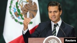 Mexico's President Enrique Pena Nieto delivers a speech during a welcome ceremony at the National Palace in Mexico City, Mexico, Nov. 4, 2016. 