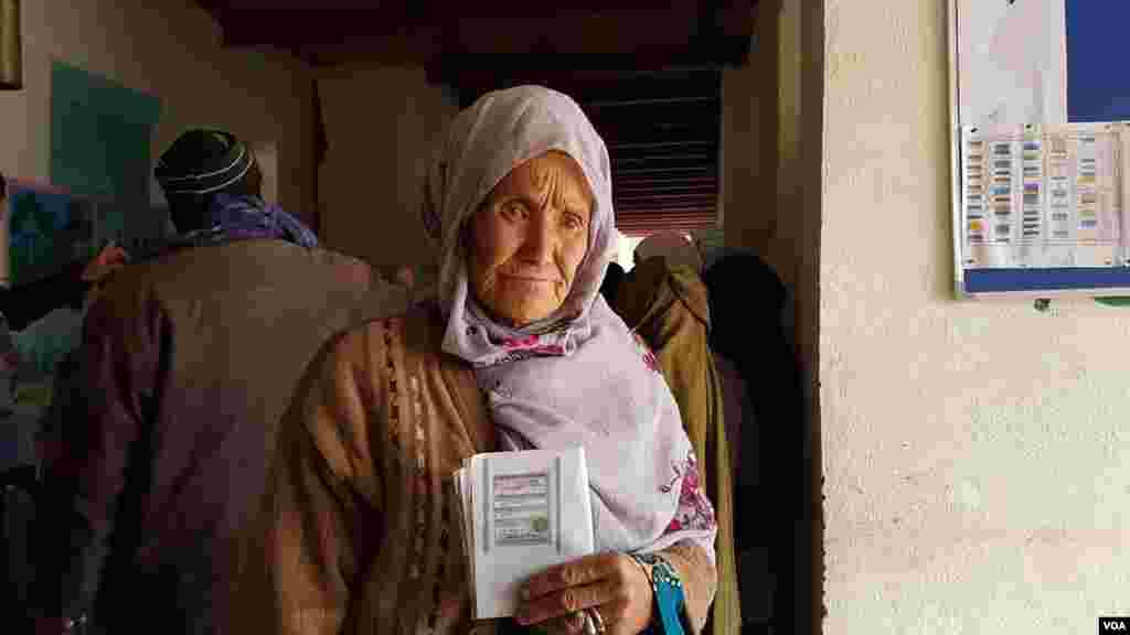 زړو او پوخ عمر لرونکو هم په ټاکنو کې برخه اخیستې وه