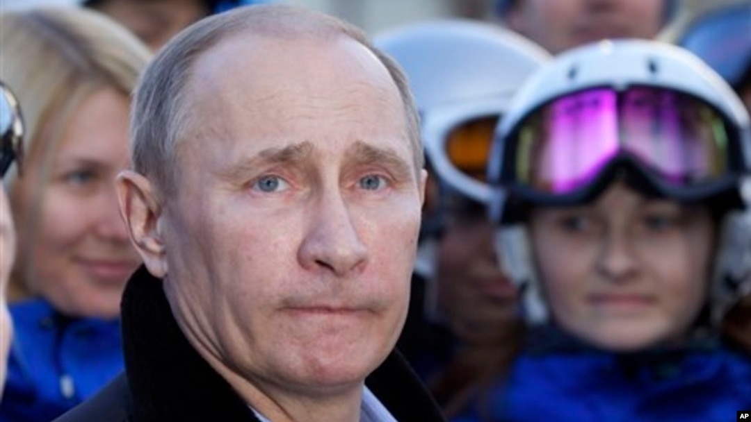 Russian President Vladimir Putin visits Rosa Khutor Alpine Center outside the Black Sea resort of Sochi, Feb. 6, 2013.