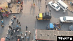  বনানীতে সড়ক দুর্ঘটনায় সড়ক অবরোধ 