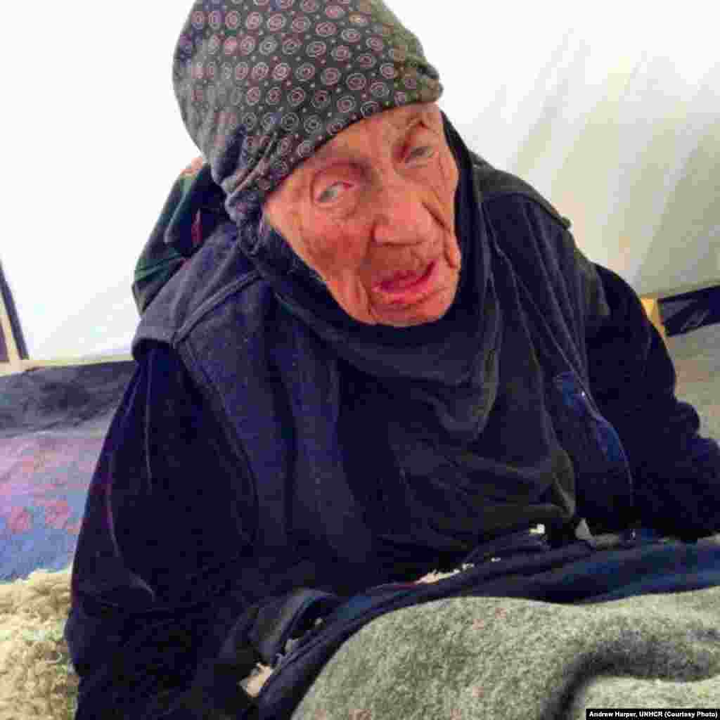 101 year-old Atfa, a Syrian refugee who passed away in the Zaatri refugee camp in Jordan. He had fled Syria only ten days earlier.
