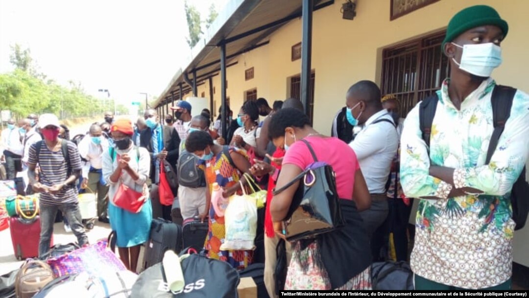 Bamwe mu barundi bari baheze mu Rwanda 