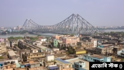 কলকাতার হাওড়া ব্রিজ 