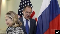 Američka državna sekretarka Hilari Klinton i ruski ministar inostranih poslova Sergej Lavrov, danas u Sankt Peterburgu