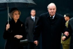 El ex monarca, rey emérito Juan Carlos y la reina Sofía durante un funeral en Luxemburgo el año pasado.