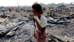 ရခိုင်အုန်းတောချေဒုက္ခသည်စခန်းမီး၊ ၆ ဦးသေဆုံး ၈၀၀ ကျော်အိုးအိမ်မဲ့
