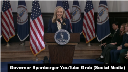 د ویرجینیا ایالت والۍ ابیګل سپنبرګر ملت ته د ولسمشر ټرمپ د کلنۍ وینا په اړه د دیموکرات ګوند غبرګون څرګندوي