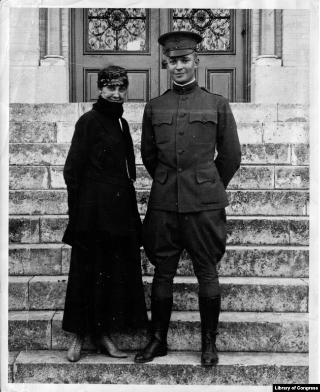 Mamie and Dwight Eisenhower