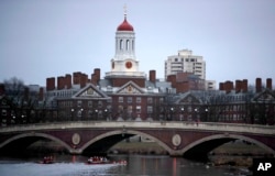 FILE - Kampus Harvard di Cambridge, Massachusetts.