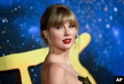 Singer-actress Taylor Swift attends the world premiere of "Cats" in New York on Dec. 16, 2019. (Photo by Evan Agostini/Invision/AP, File)