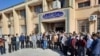 معلمان در استان‌های قم و فارس تجمع اعتراضی برگزار کردند