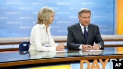 Left to right: Diane Keaton plays Colleen Peck and Harrison Ford plays Mike Pomeroy in Paramount Pictures’ MORNING GLORY