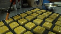 The most popular dish at Swee Bee by Baker Dave is the pineapple tarts, which are made with the recipe of owner David Wong’s mother. (Dave Grunebaum/VOA)