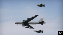 미 공군의 B-52 폭격기. (자료사진)