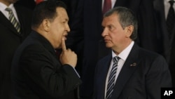 Уго Чавес и Игорь Сечин