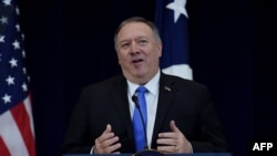 Menteri Luar Negeri Mike Pompeo memberi kata sambutan dalam sebuah acara di Departemen Luar Negeri AS di Washington, 19 Desember 2019. (Foto: AFP)