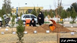 خاکسپاری جانباختگان مبتلا به بیماری کرونا