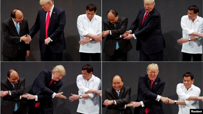 Tổng thống Donald Trump chụp ảnh chung với lãnh đạo các nước Đông Nam Á, trong đó có Thủ tướng Nguyễn Xuân Phúc, hồi cuối năm 2017.