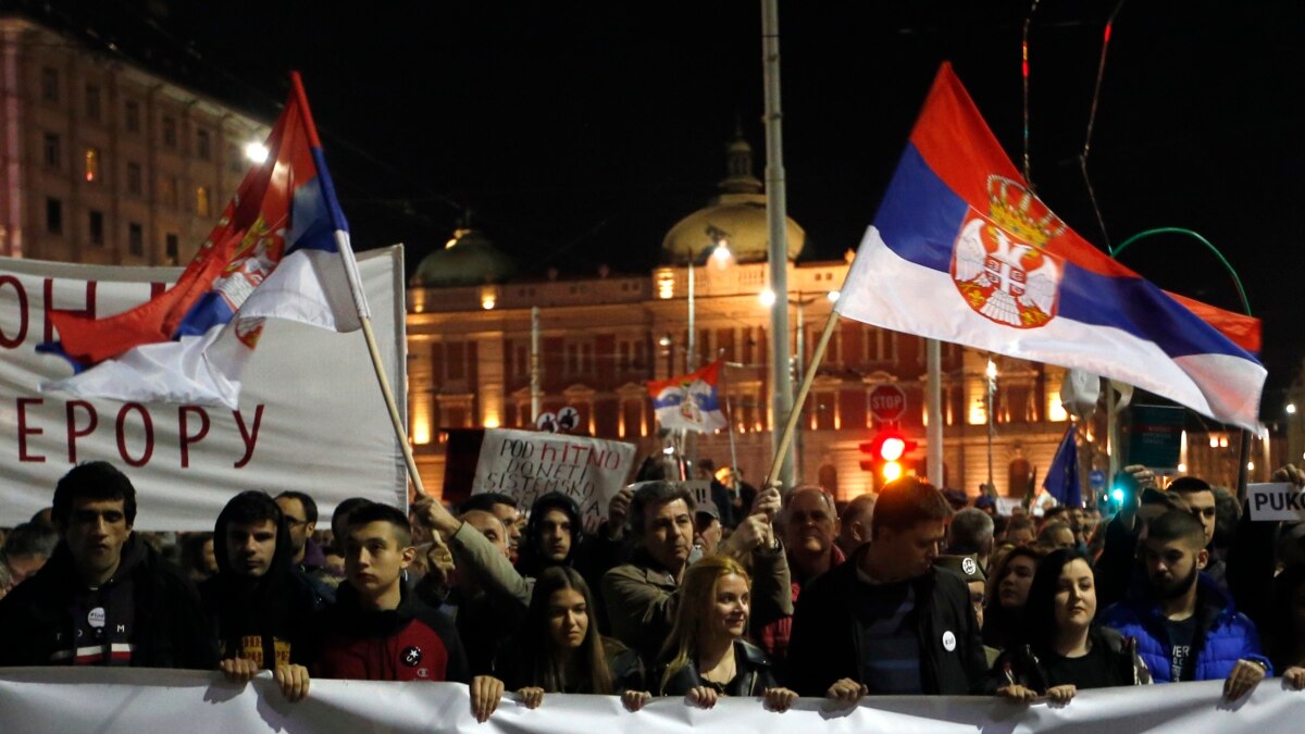 Serbian Protesters Enter State TV Headquarters in Belgrade