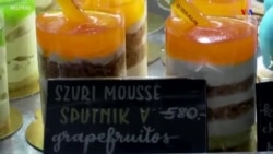 Հունգարական տորթերի խանութը պատրաստում է COVID-ի դեմ պատվաստման թեմատիկայով խմորեղեն