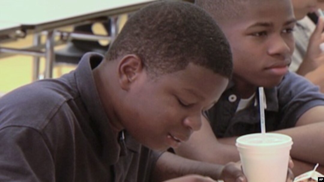 Children at this Mississippi school are getting better lunch choices as part of an effort to combat childhood obesity in the state.
