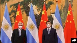 El presidente Argentino Alberto Fernández está en Beijing para la ceremonia de apertura de los Juegos Olímpicos de Invierno, pero aprovechó para sostener un encuentro oficial con el mandatario local Xi Jinping.