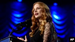 Jessica Chastain récompensée pour "Molly's Game" au 29e Festival international du film de Palm Springs, le 2 janvier 2018 en Californie.